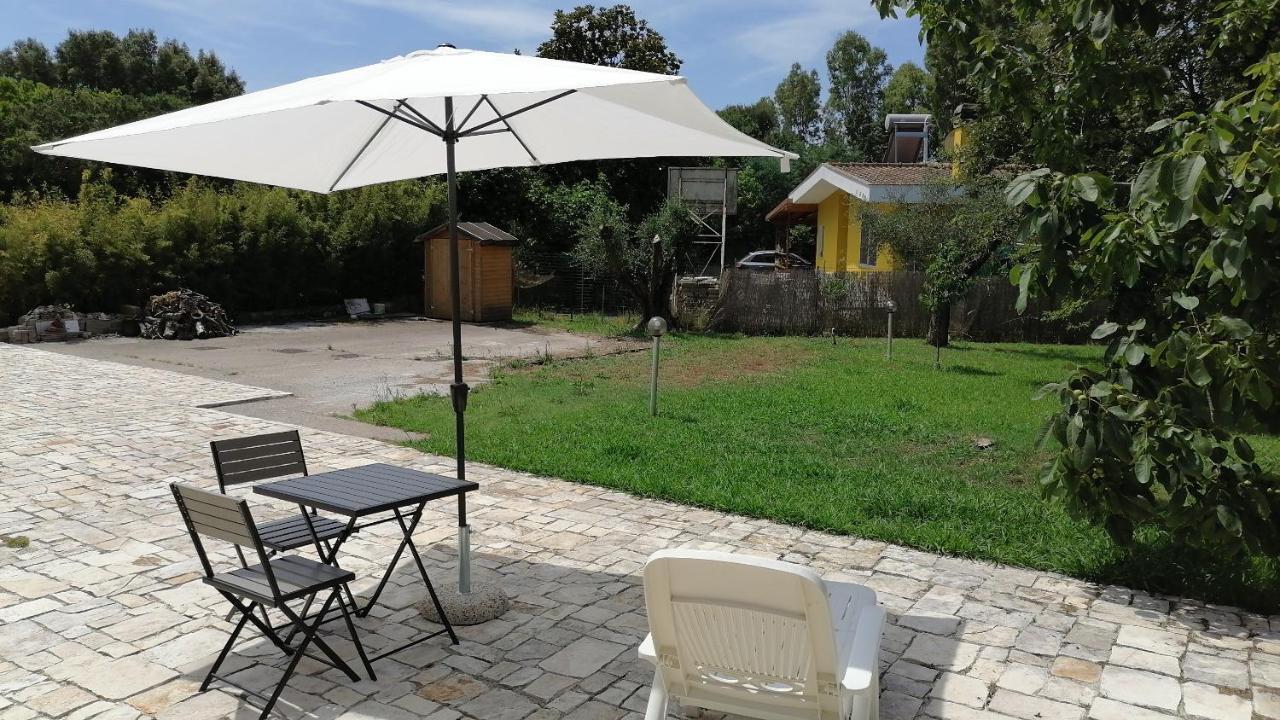 Delizioso Open Space Da Letizia Pomezia Exterior photo